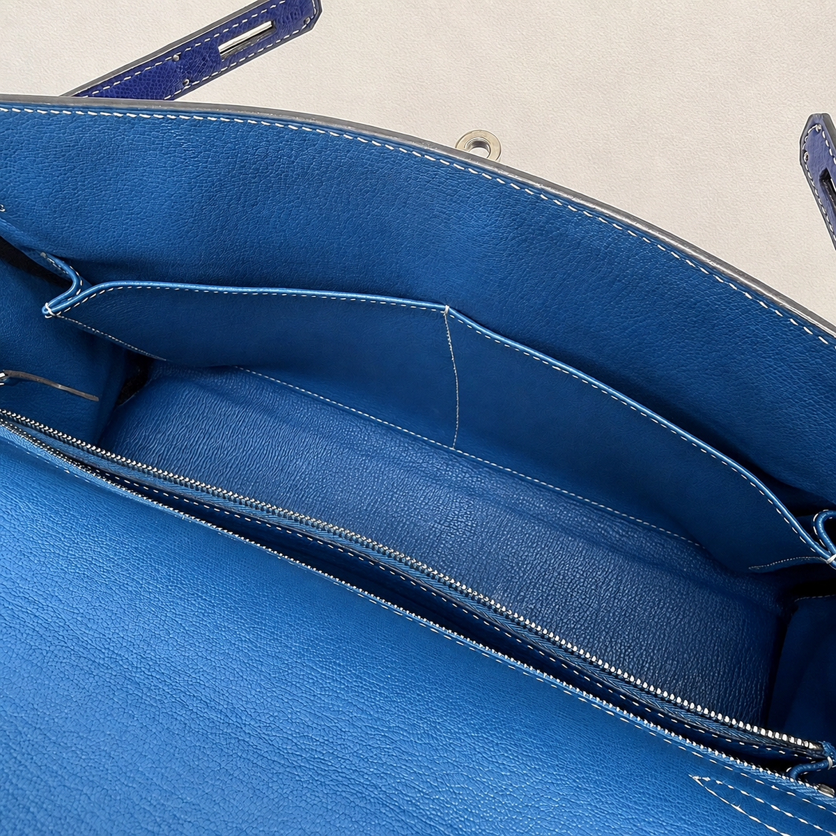 Kelly 32 Sellier Bleu Électrique Epsom Leather Palladium Hardware