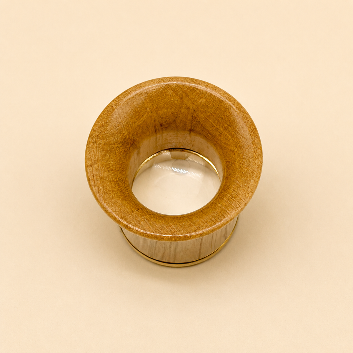 Genève Maplewood Golden Bezel Loupe